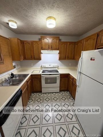 6855 Shawcross Lane, Fayetteville, NC 28314