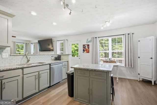 2758 Harbins Bend Lane, Dacula, GA 30019