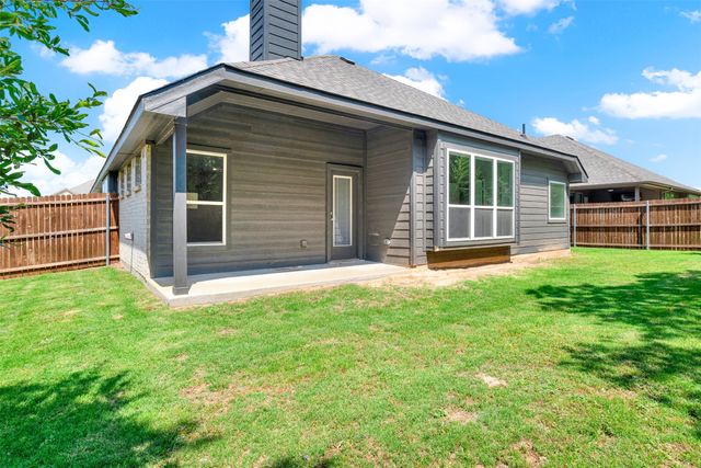 208 Rosemary Drive, Azle, TX 76020