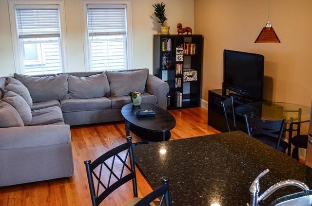 122 Charles St 2, Cambridge, MA 02141