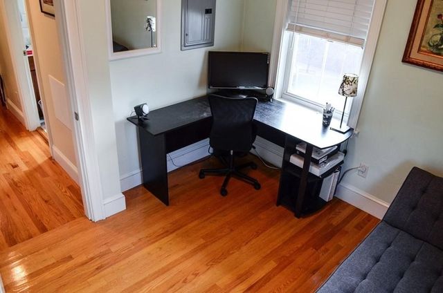 122 Charles St 2, Cambridge, MA 02141