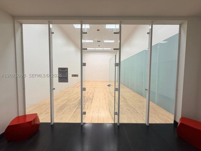 1600 NE 1st Ave 1102, Miami, FL 33132