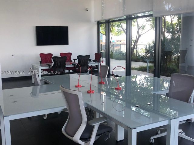 1600 NE 1st Ave 1102, Miami, FL 33132
