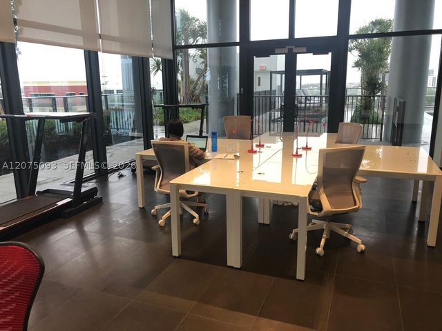 1600 NE 1st Ave 1102, Miami, FL 33132