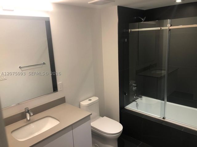 1600 NE 1st Ave 1102, Miami, FL 33132