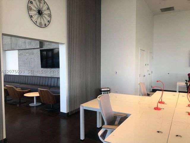 1600 NE 1st Ave 1102, Miami, FL 33132
