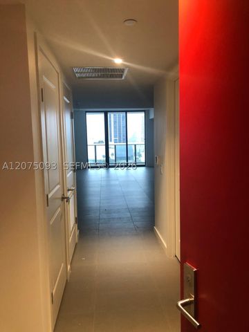 1600 NE 1st Ave 1102, Miami, FL 33132