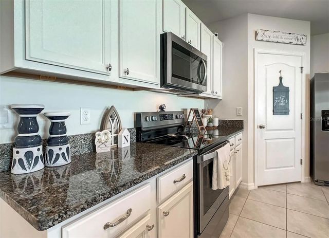 507 AUTUMN STREAM DRIVE, Auburndale, FL 33823