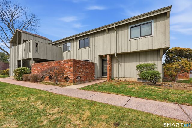 124 Webster Court 124, Newington, CT 06111