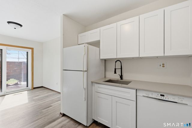 124 Webster Court 124, Newington, CT 06111