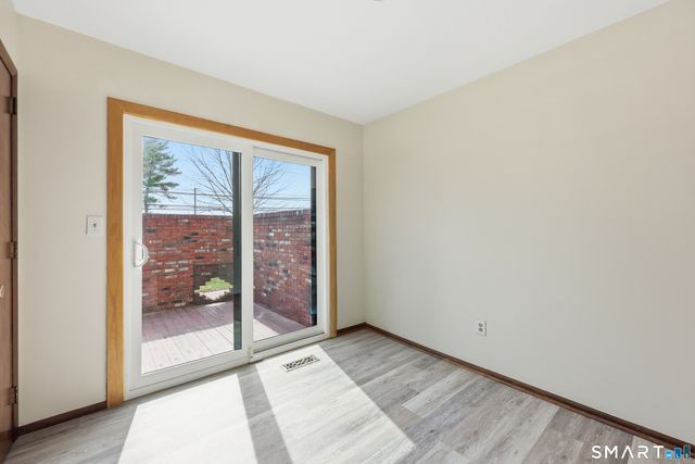 124 Webster Court 124, Newington, CT 06111