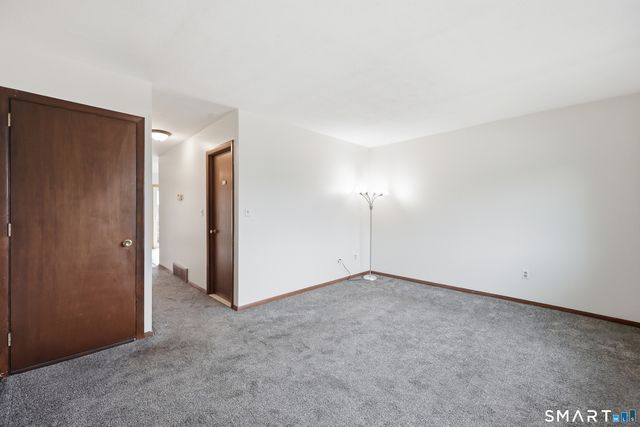 124 Webster Court 124, Newington, CT 06111