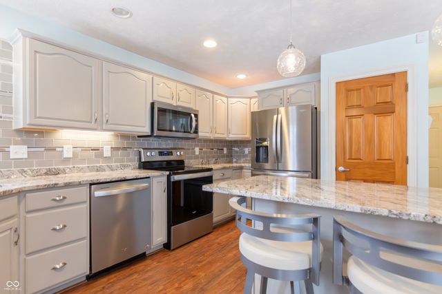 767 Harvest Ridge Drive, Avon, IN 46123