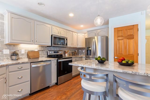 767 Harvest Ridge Drive, Avon, IN 46123