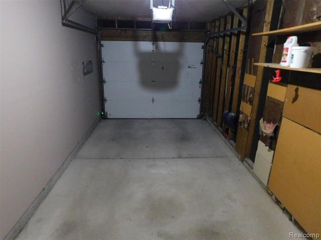 406 Country Club Drive 66, Saint Clair Shores, MI 48082
