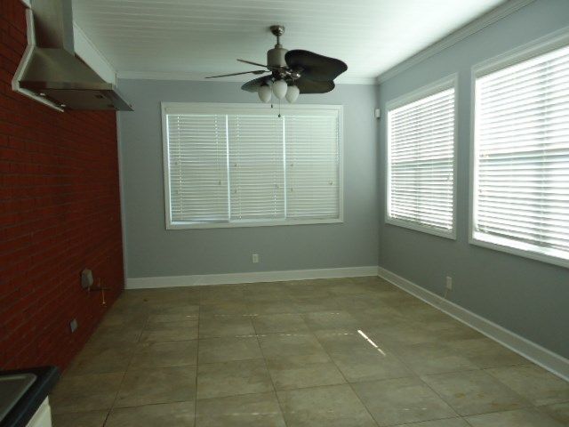 108 Lakeside Dr, Dothan, AL 36301