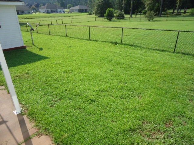 108 Lakeside Dr, Dothan, AL 36301