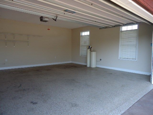 108 Lakeside Dr, Dothan, AL 36301