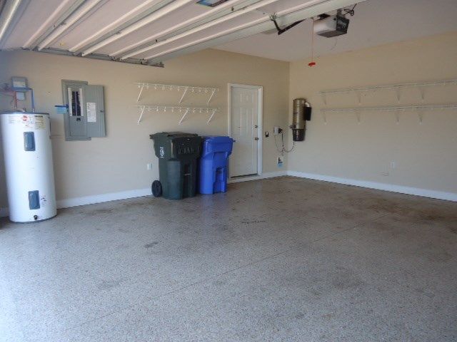 108 Lakeside Dr, Dothan, AL 36301