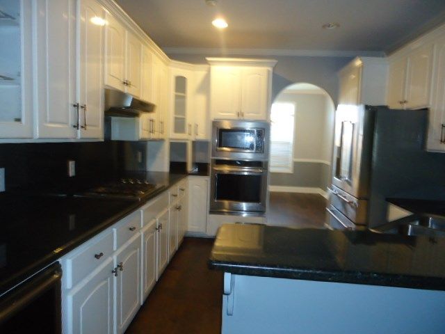 108 Lakeside Dr, Dothan, AL 36301