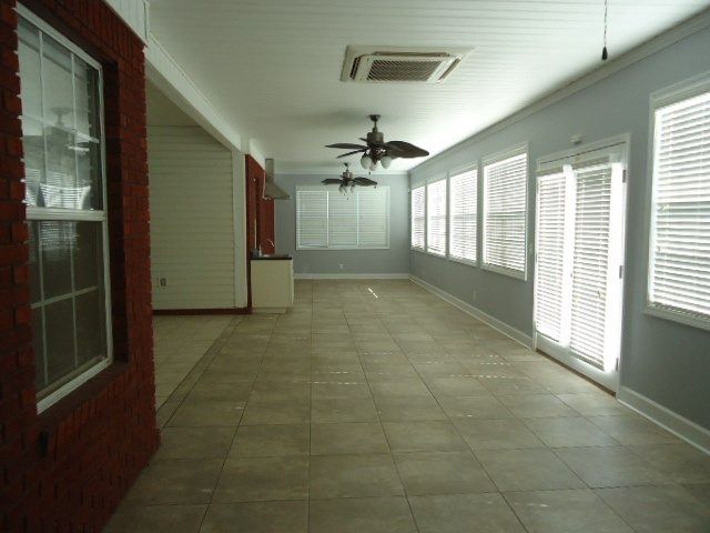 108 Lakeside Dr, Dothan, AL 36301