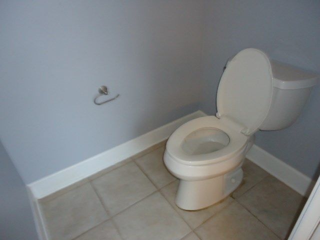 108 Lakeside Dr, Dothan, AL 36301