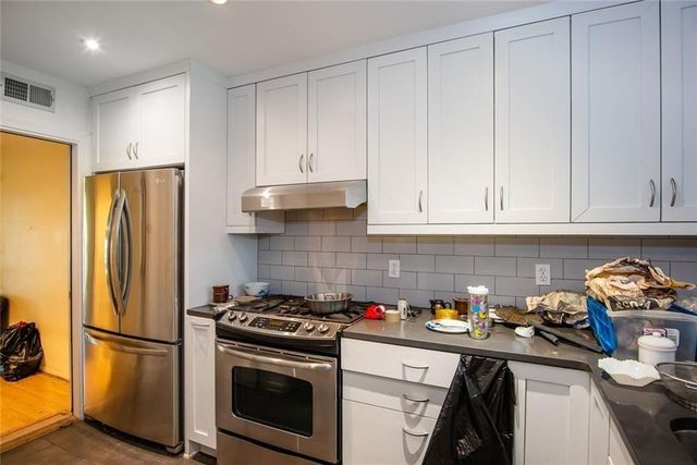 453 N Pineview Court, Decatur, GA 30030