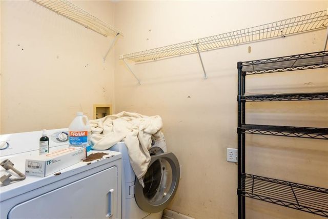 453 N Pineview Court, Decatur, GA 30030