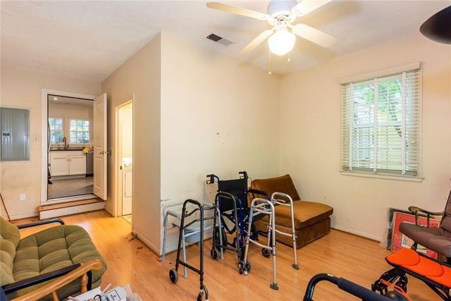 453 N Pineview Court, Decatur, GA 30030