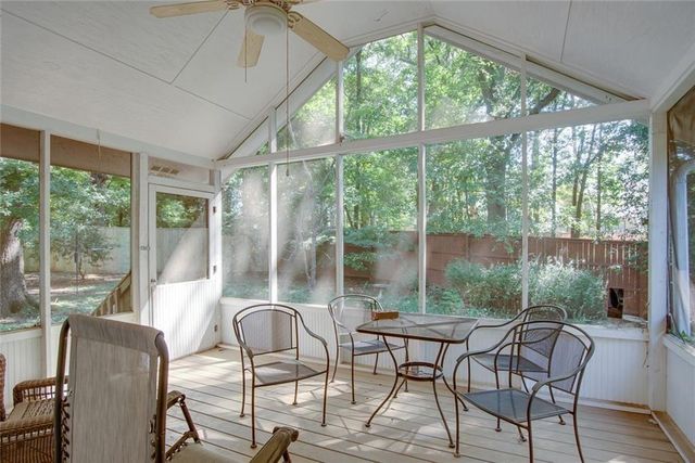 453 N Pineview Court, Decatur, GA 30030