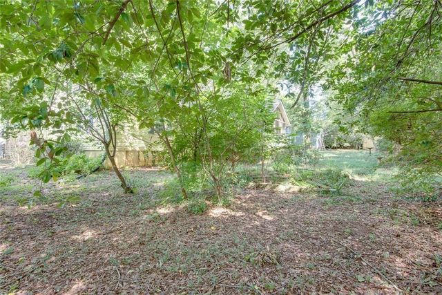 453 N Pineview Court, Decatur, GA 30030