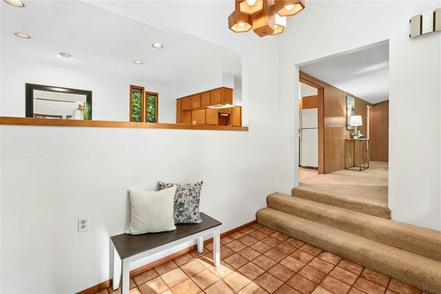 3024 NE 180th Street, Lake Forest Park, WA 98155