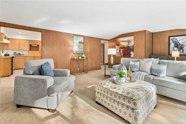 3024 NE 180th Street, Lake Forest Park, WA 98155