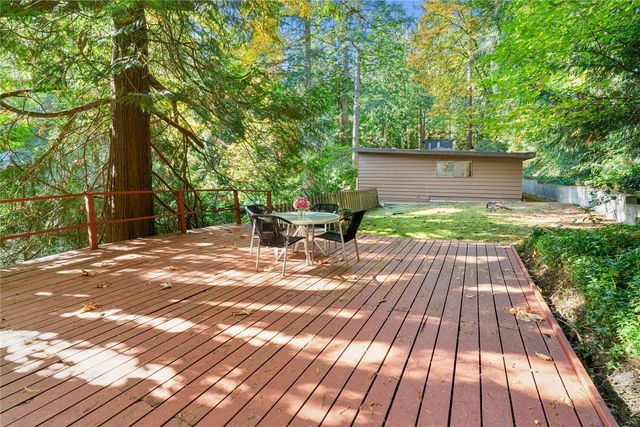 3024 NE 180th Street, Lake Forest Park, WA 98155