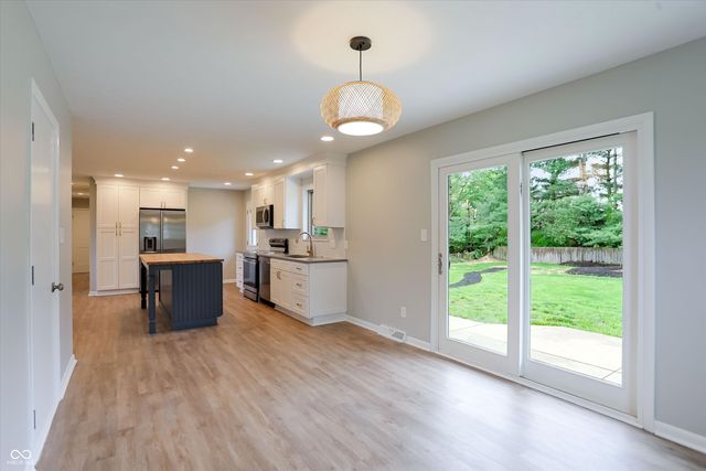 1948 Mullinix Road, Greenwood, IN 46143
