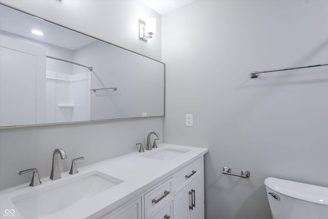 1948 Mullinix Road, Greenwood, IN 46143