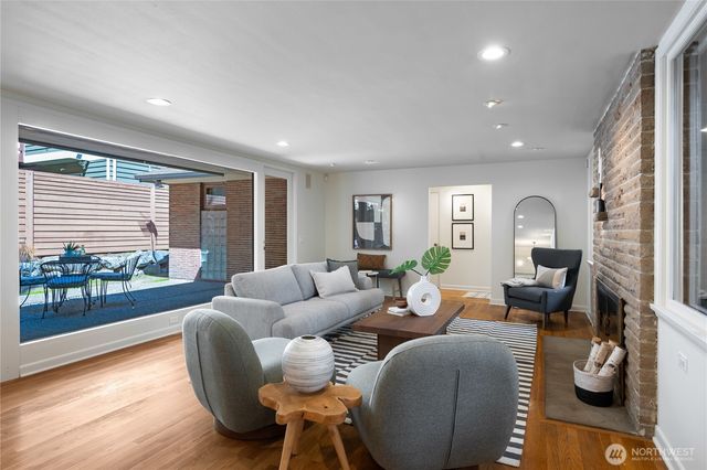 1207 NE 140th Street, Seattle, WA 98125