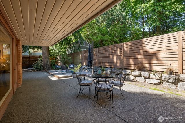 1207 NE 140th Street, Seattle, WA 98125