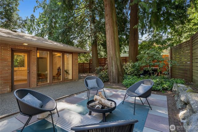 1207 NE 140th Street, Seattle, WA 98125