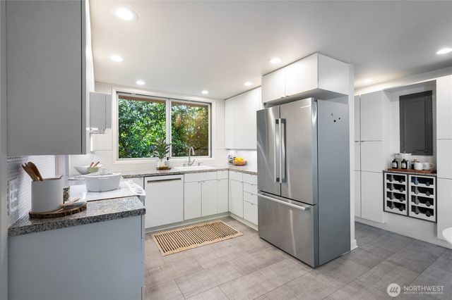 1207 NE 140th Street, Seattle, WA 98125