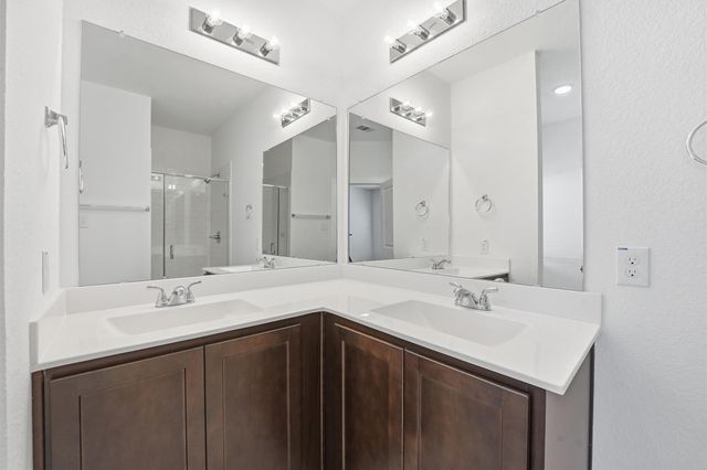 4506 Blue Moutain Laurel, Pinehurst, TX 77362