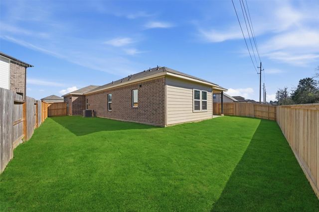 4506 Blue Moutain Laurel, Pinehurst, TX 77362