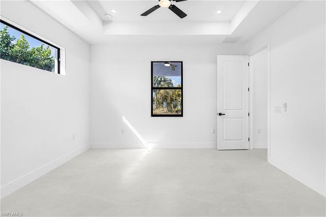 1102 NE 4th PL, Cape Coral, FL 33909