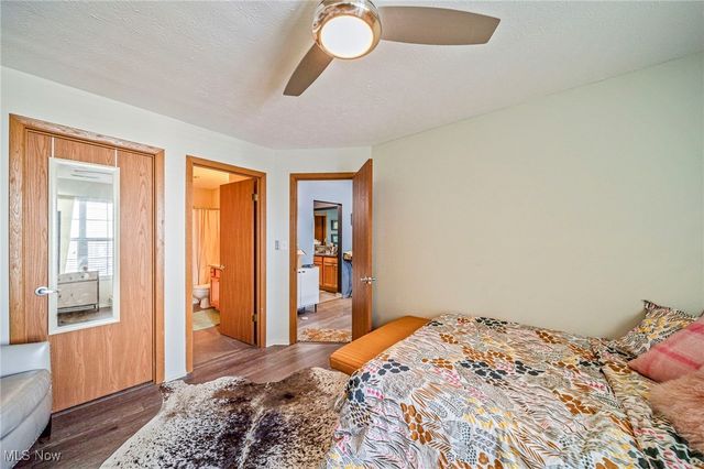 2302 Stoney Run Trail, Broadview Heights, OH 44147