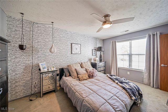 2302 Stoney Run Trail, Broadview Heights, OH 44147