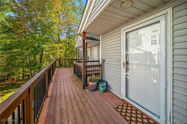 2302 Stoney Run Trail, Broadview Heights, OH 44147