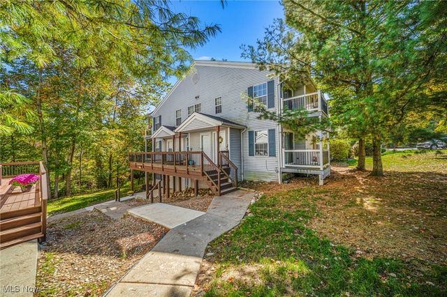 2302 Stoney Run Trail, Broadview Heights, OH 44147