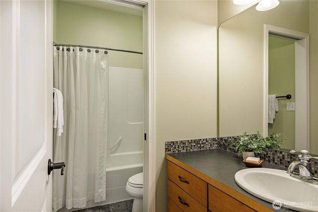 2204 Lopez Street, Bellingham, WA 98229