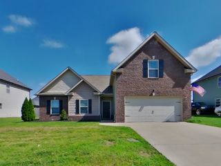 1069 Silo Dr, Clarksville, TN 37042
