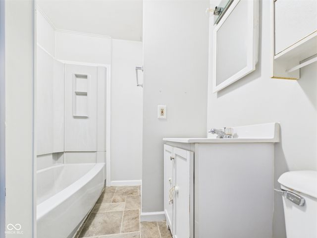 903 W 22nd Street, Anderson, IN 46016